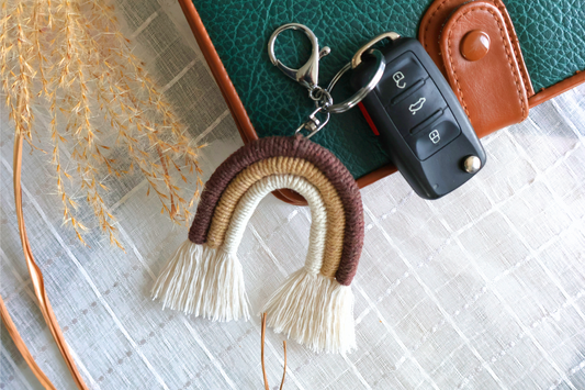 Keychain Boho Rainbow Tassel Charm Macrame Rainbow Tassel Key Chain Car Keyring Holder Bag Wallet Purse Decoration Charm for Women Handbag Pendant Accessories